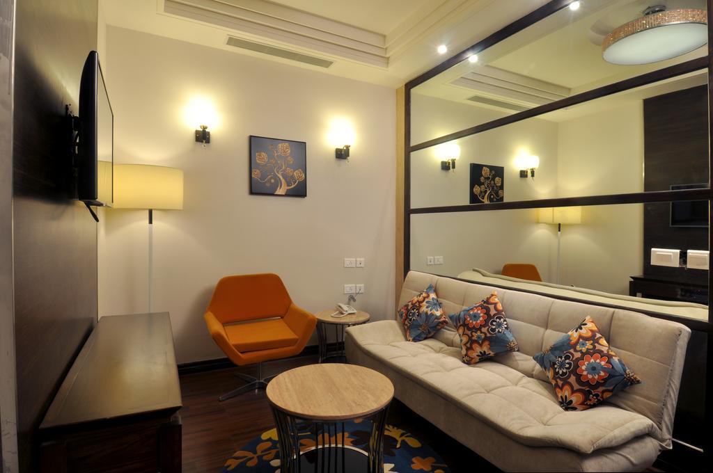 The Cove Hotel Panchkula Habitación foto